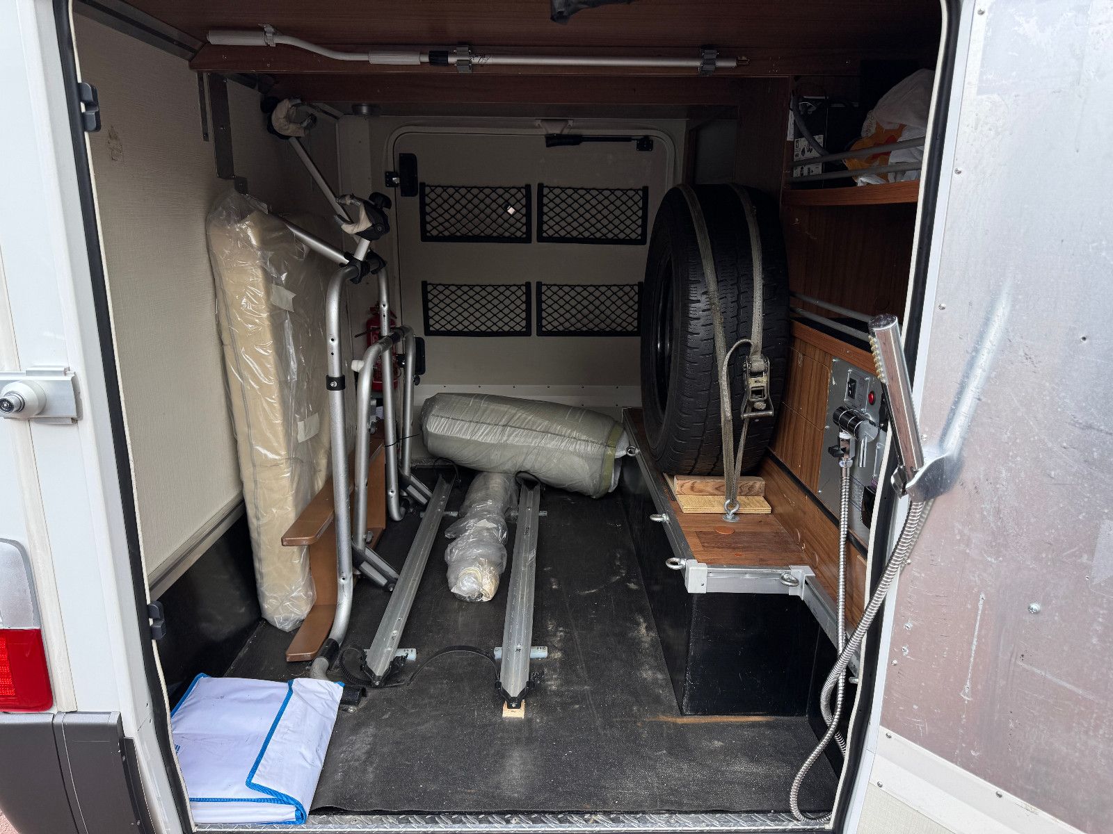 Fahrzeugabbildung HYMER / ERIBA / HYMERCAR ML-T 620 MB Sprinter 7GT EURO 6 HECKANTRIEB VOLL