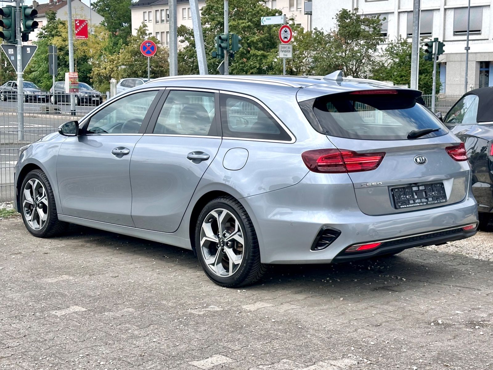 Fahrzeugabbildung Kia cee'd SPORTSWAGON SPIRIT*MOD.2019+AHK*