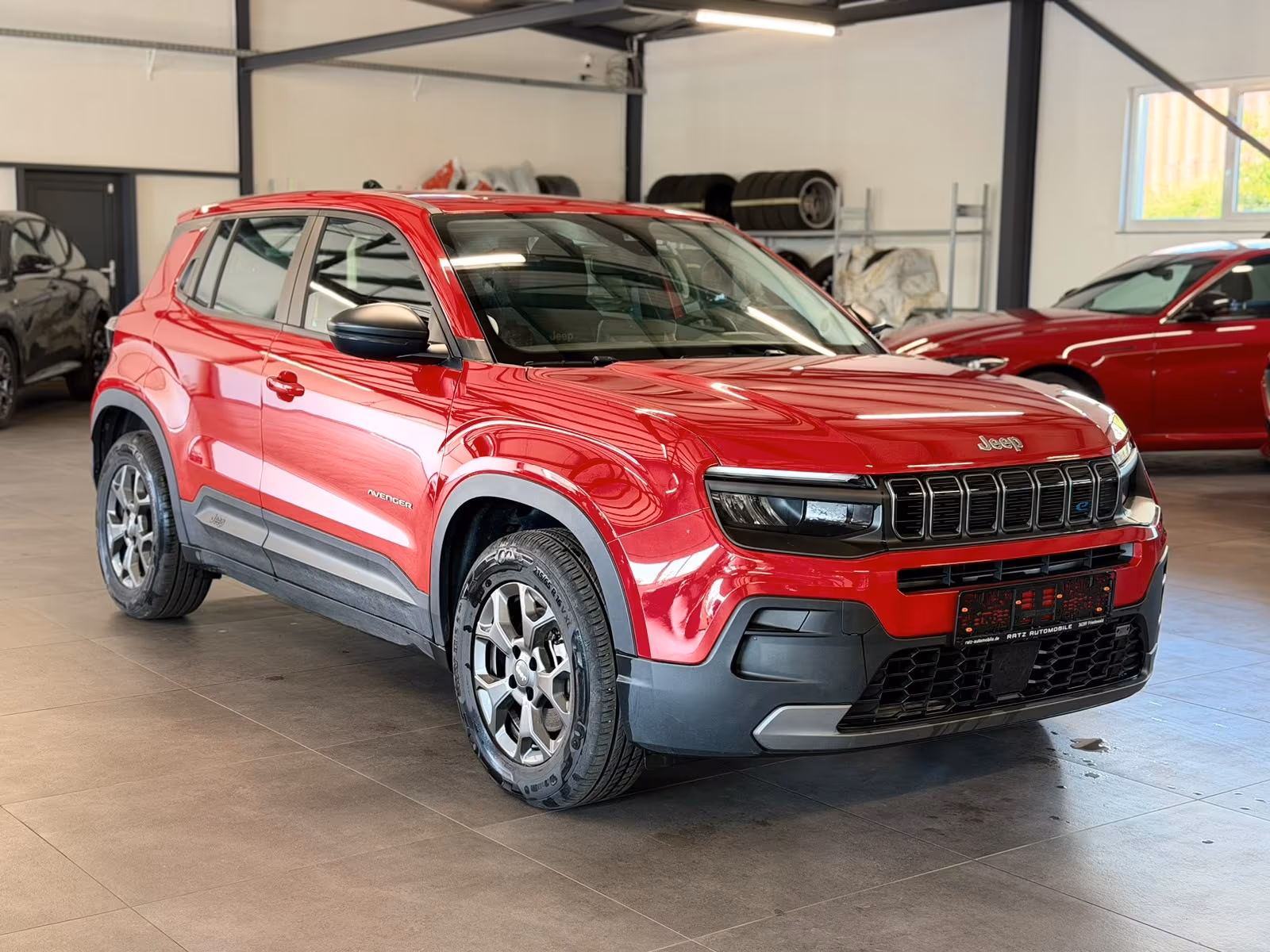 Jeep Avenger Electric Long. LED+PDC+NAV+TEMP+SPUR+DAB