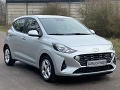 Fahrzeugabbildung Hyundai i10 1.0 Trend *Lenkrdhzg*Sitzhzg*Spurhalte*PDC*