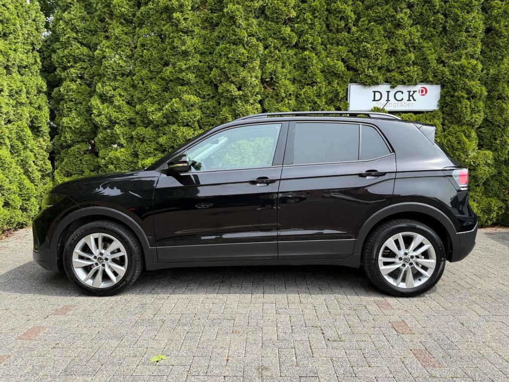 Fahrzeugabbildung Volkswagen T-Cross 1.0 TSI DSG Life LED+KAM+ACC+CARPL+SHZ+