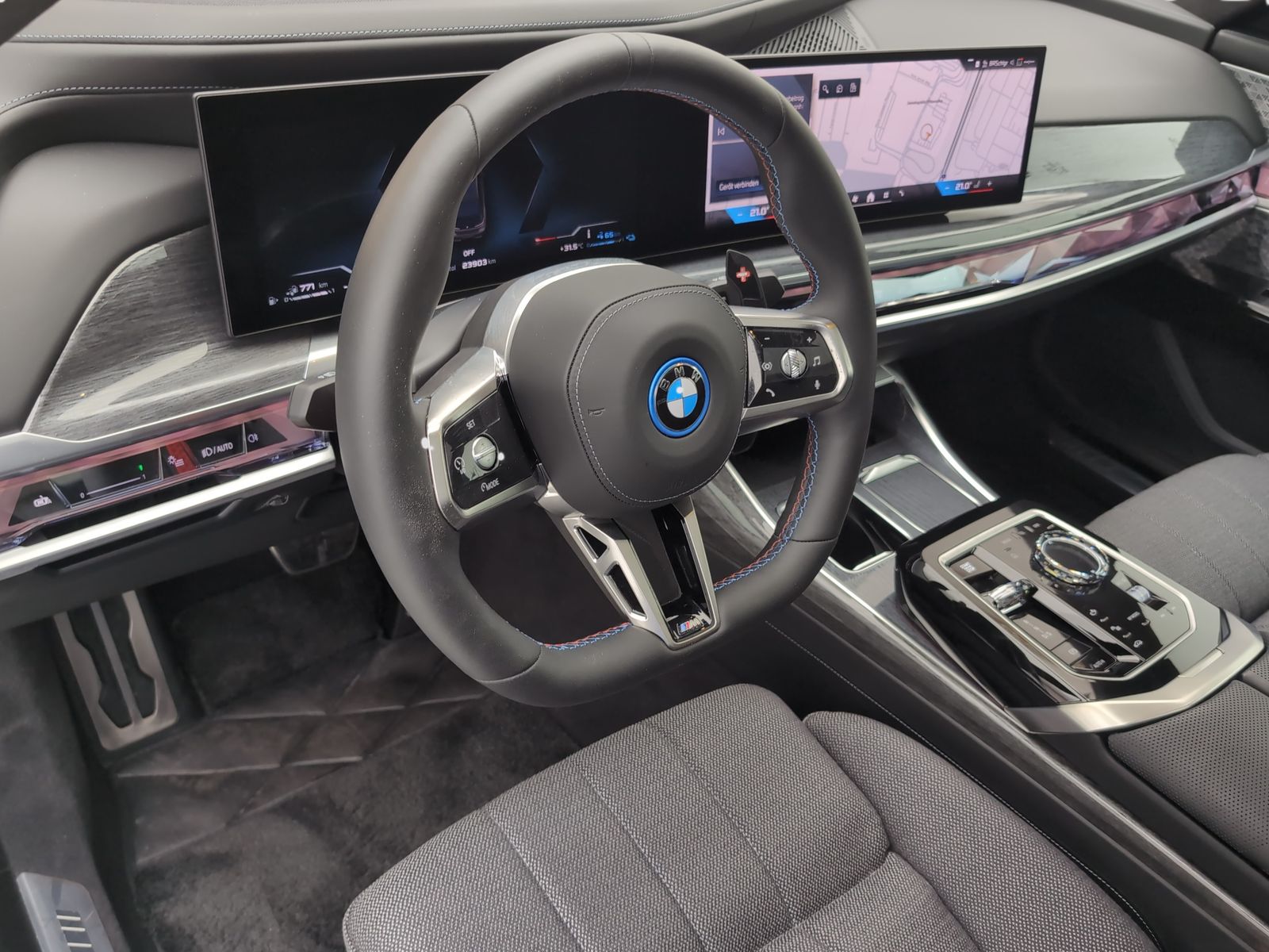 BMW M760 - Bild 11