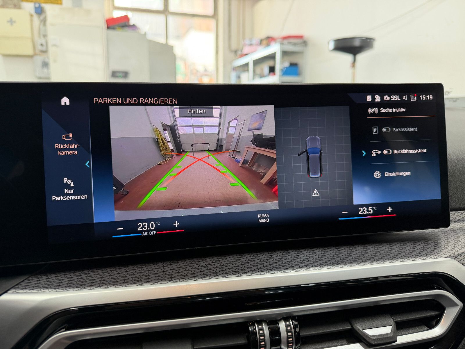 Fahrzeugabbildung BMW 330i Touring M Sport|HIFI|WIDESCREEN|KAMERA|NAV