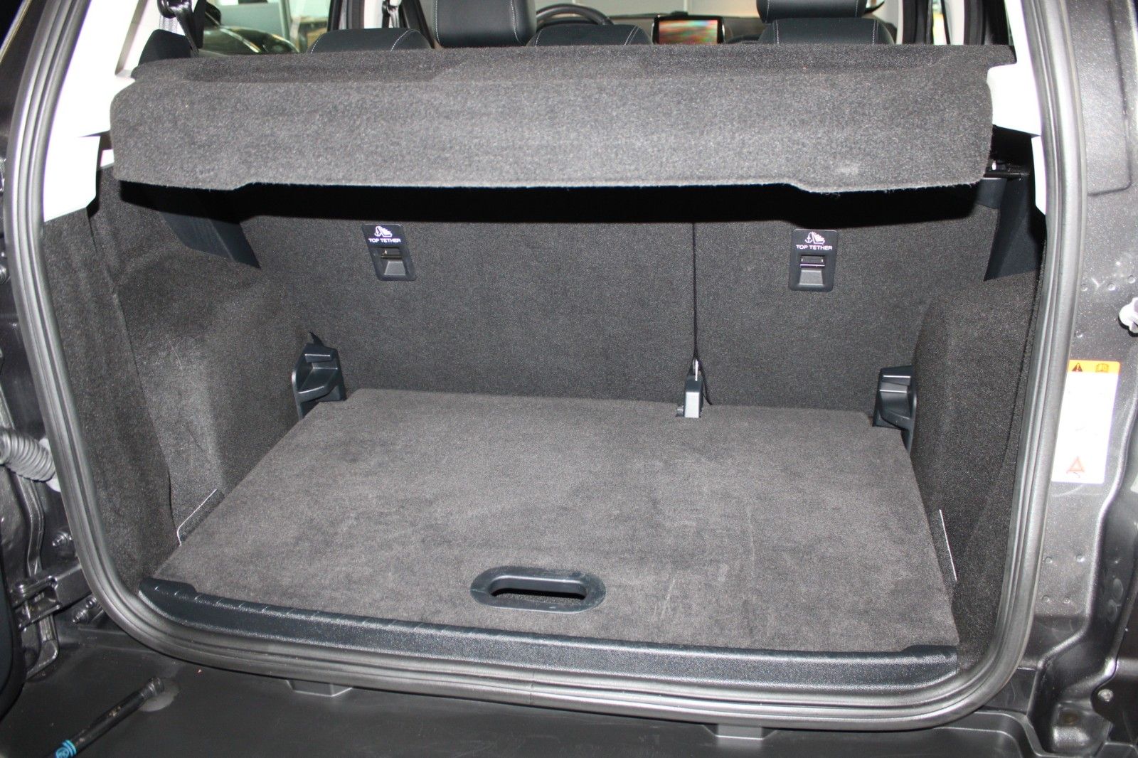 Fahrzeugabbildung Ford EcoSport Titanium AUTOMATIK Navi CAM WinterPaket