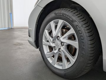 Toyota Auris - 11