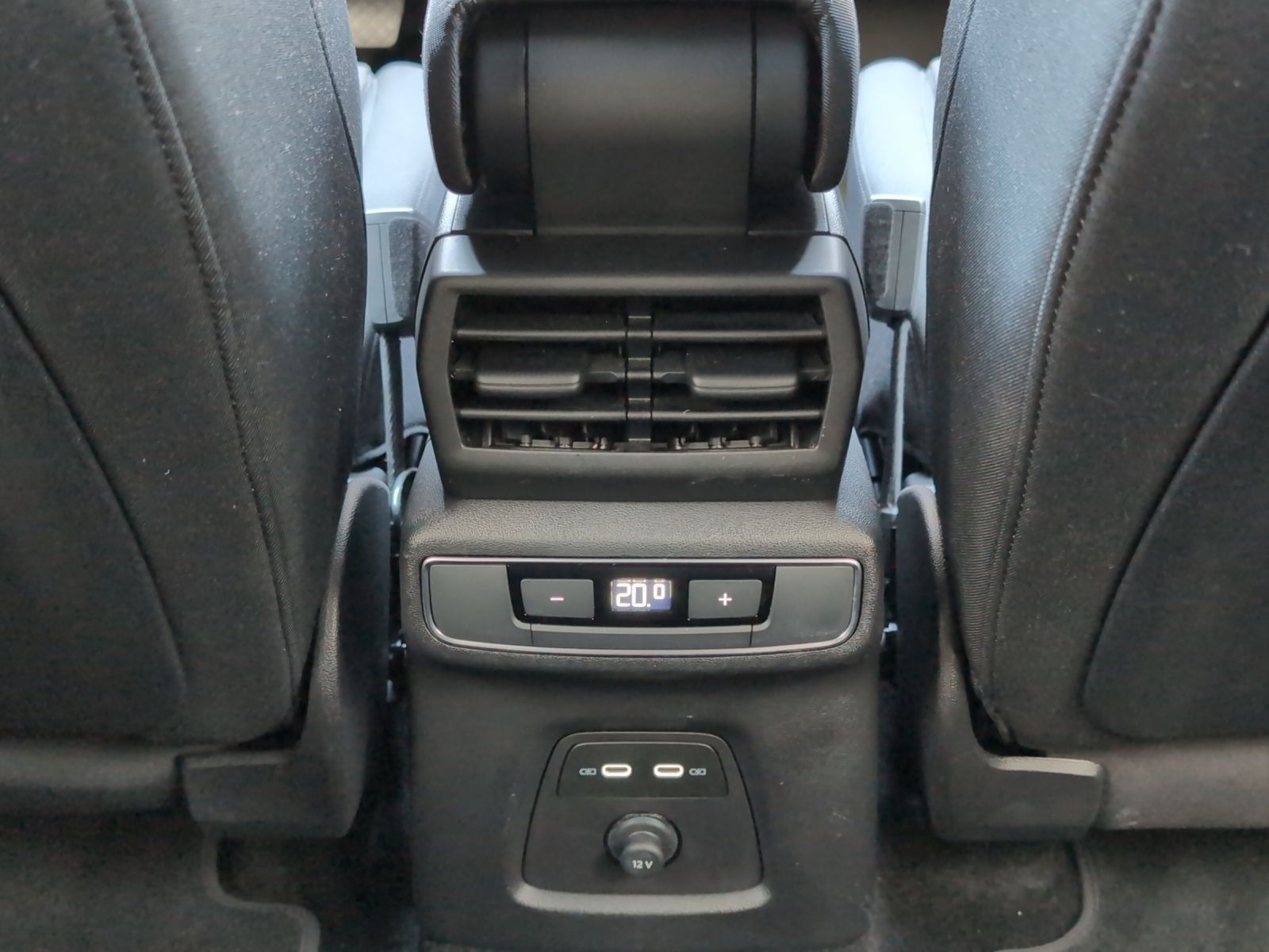 Audi Q4 e-tron - Bild 19