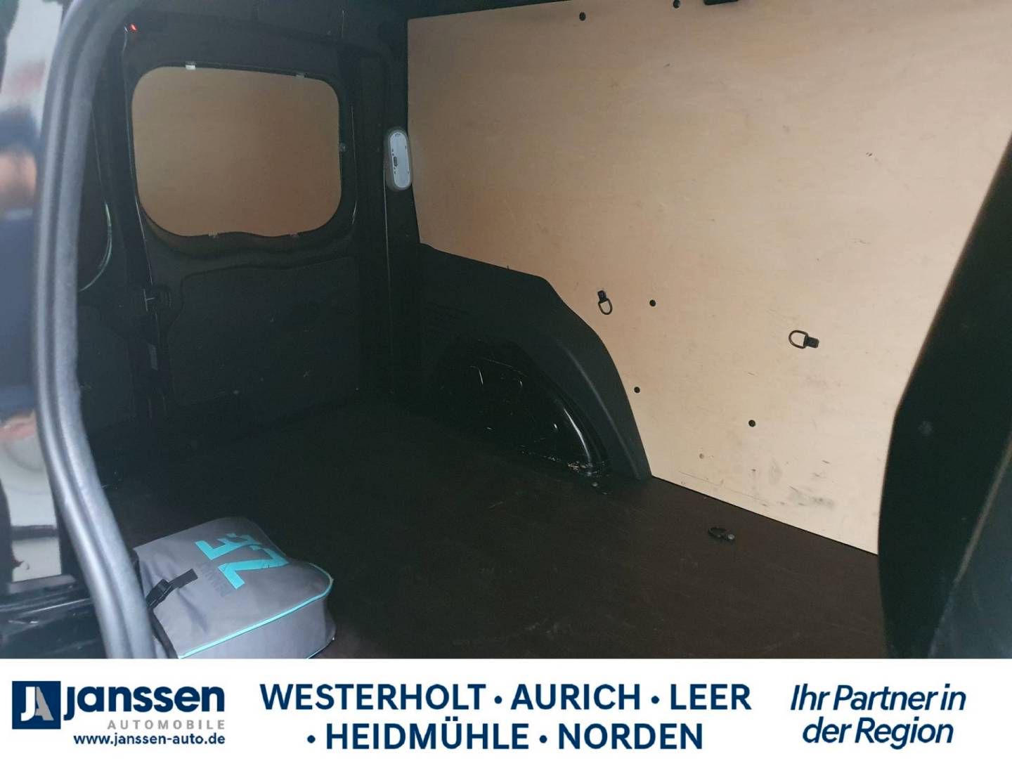 Fahrzeugabbildung Renault KANGOO E-TECH Maxi 2-Sitzer (Selection) mit Batt
