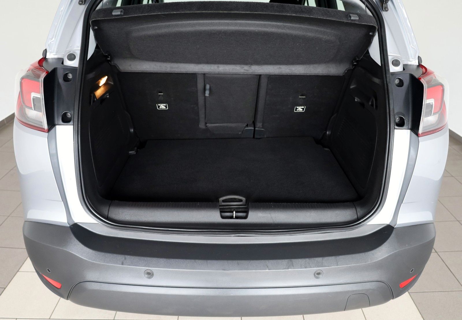 Fahrzeugabbildung Opel Crossland (X) Edition,SH,PDC v.h.,Tempomat