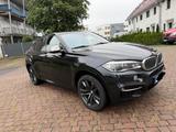 BMW X6 M50 M50d B&O Softclose Standheizung - BMW X6 M50 von privat