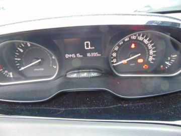 Bild 14 Peugeot 208 Active