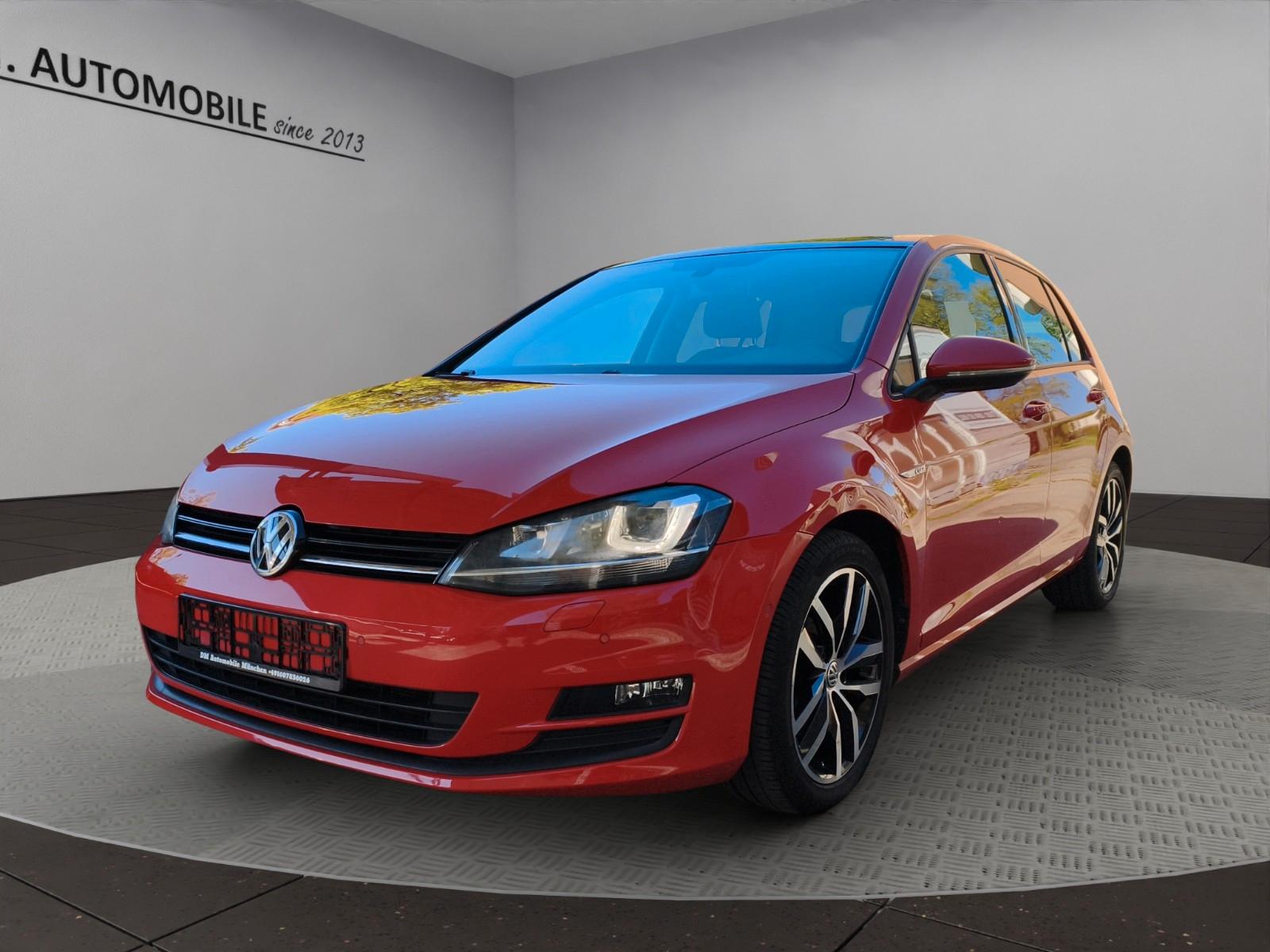 Volkswagen Golf VII Lim. Cup BMT BI-Xenon Pano Navi