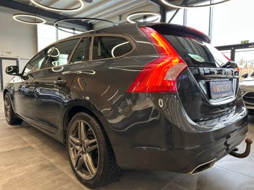 Volvo V60 Kombi Linje Business *Navi*Klima*AHK*Xenon*
