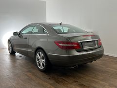 MERCEDES-BENZ E 250 CDI BE/ DESIGNO/PANORAMA/ CARPLAY/ R-KAM MERCEDES-BENZ E 250 CDI BE/ DESIGNO/PANORAMA/ CARPLAY/ R-KAM