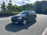 Mercedes-Benz ML 300 CDI AMG Paket Designo... - Mercedes-Benz ML 300 aus 2011