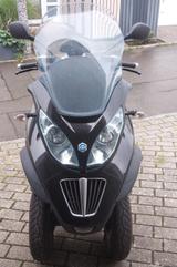 Piaggio 400 LT MP3 - PIAGGIO MP3 LT 400