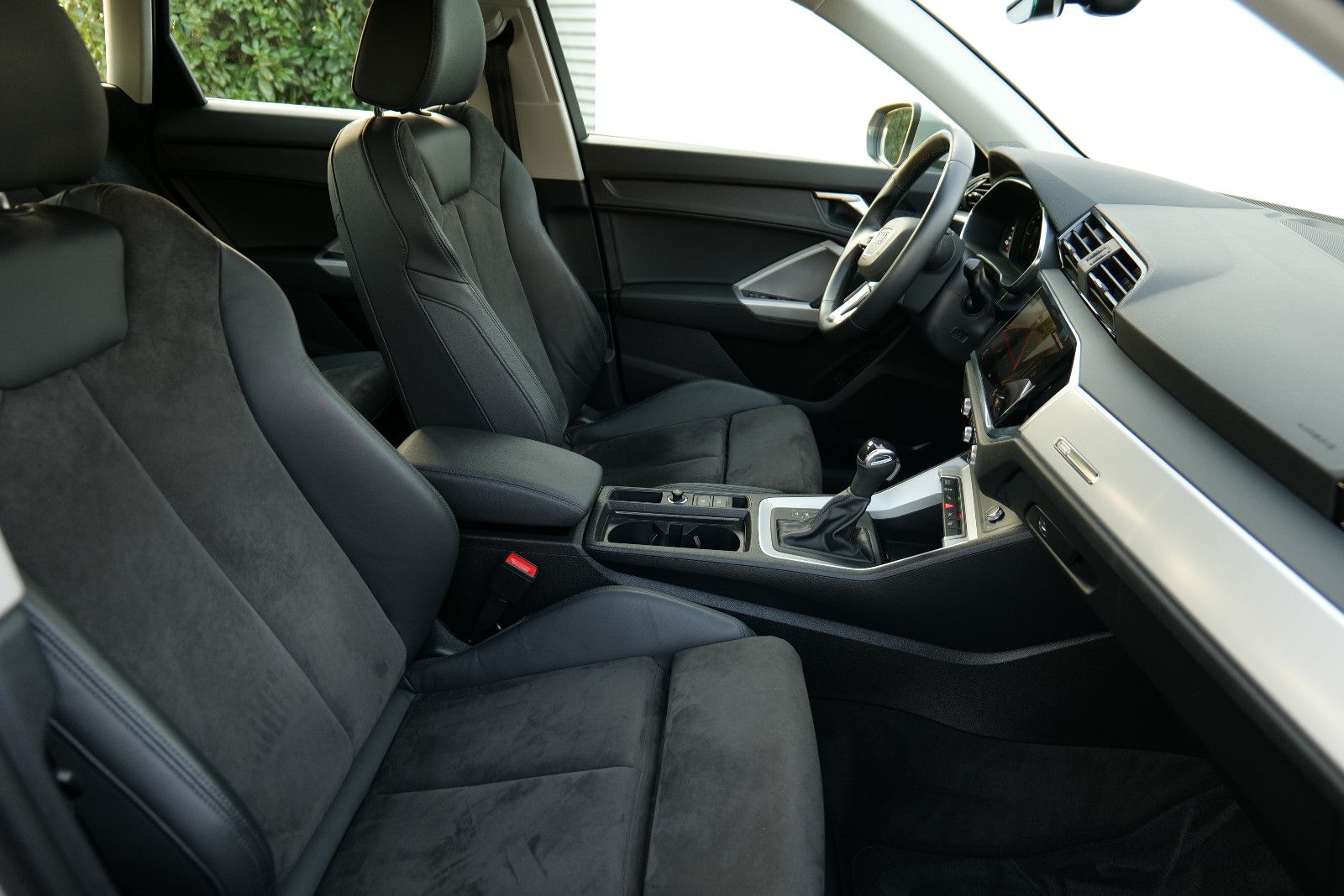 Audi Q3 TFSI e 45 TFSI e 180(245) kW(PS) S tronic foto 10