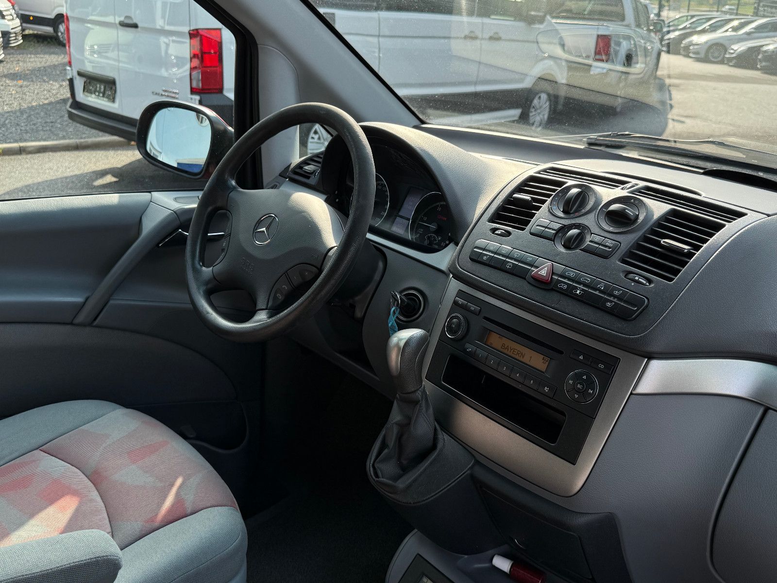 Fahrzeugabbildung Mercedes-Benz Viano Marco Polo 3.0 CDI Aut AHK Klima Sthz PDC