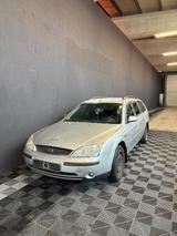 Ford Mondeo - Ford Mondeo aus 2002: Kombi