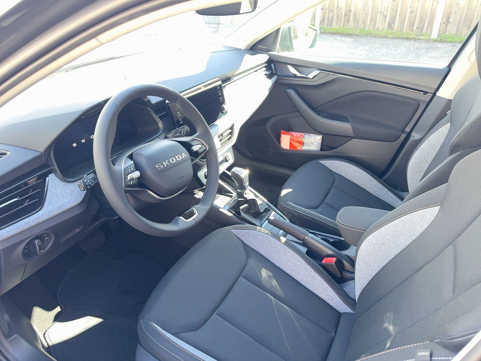 Scala 1.0 TSI Selection, 17" Alu, Ladeboden, Vor