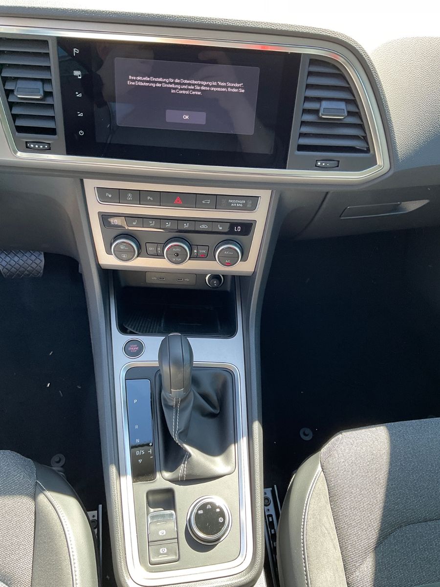 Fahrzeugabbildung SEAT Ateca 1.5 TSI Xperience DSG,LED,Kamera,Navi,GJR