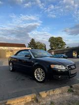 Audi a4 s-line Cabrio 2,0tdi - Audi A4 aus 2007: Line