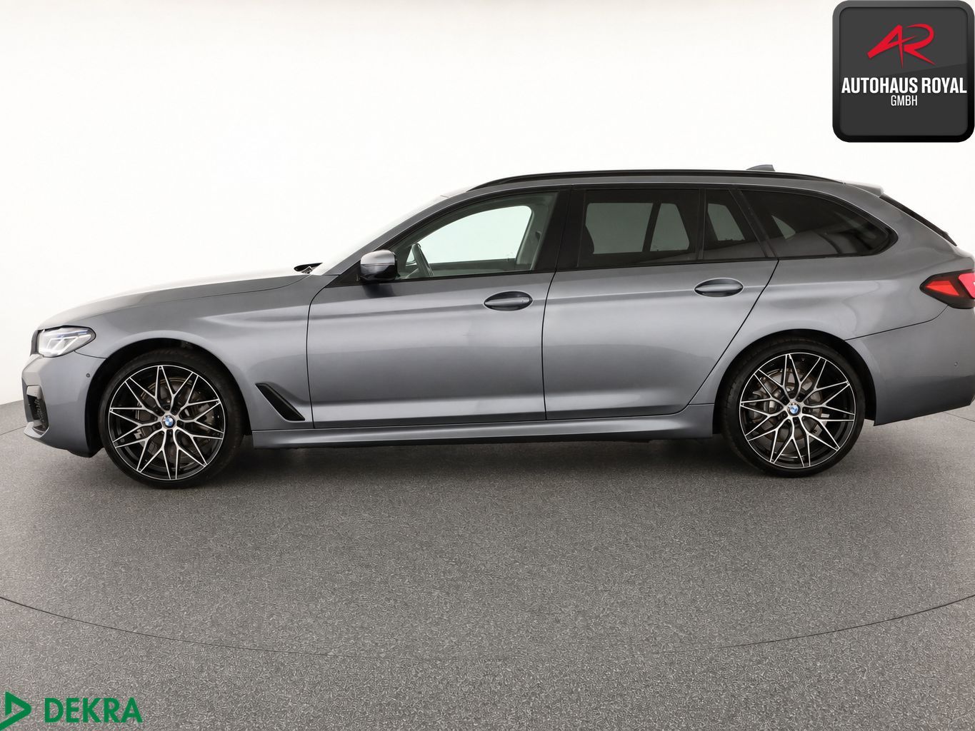 BMW 520 d T M SPORT 20Z PANO,LASER,HUD,ACC,TOTWINKEL imagem 2