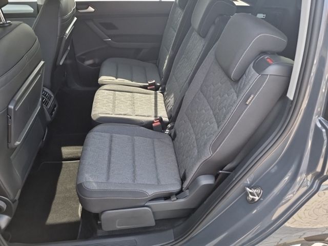 Fahrzeugabbildung Volkswagen Touran 2.0 TDI DSG MOVE 7-SITZER ELEKTR.HECKKL.