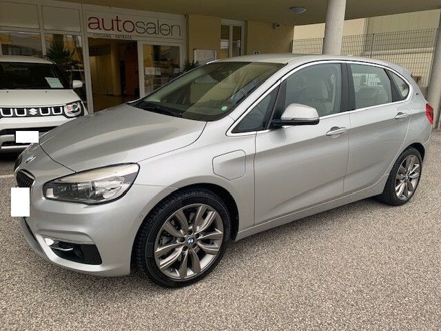 BMW 225 XE - Active Tourer - Advantage 1,5 Benzi