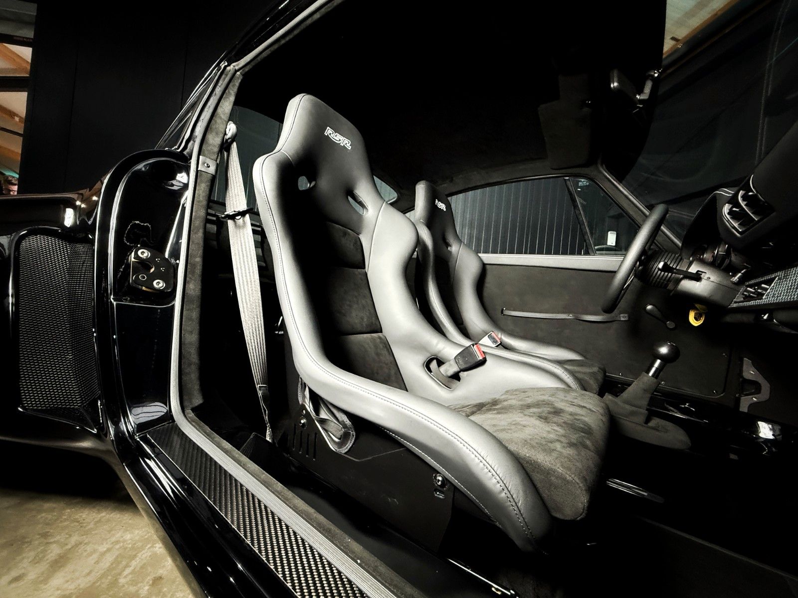 Fahrzeugabbildung Porsche 911 RSR 1974 Hommage + 964 Backdate + 3.8L + 362