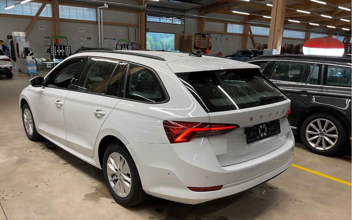 Fahrzeugabbildung SKODA Octavia Co 2.0d AT7  LED/NAVI/VIRTU/SHZ/RFK/8Fa