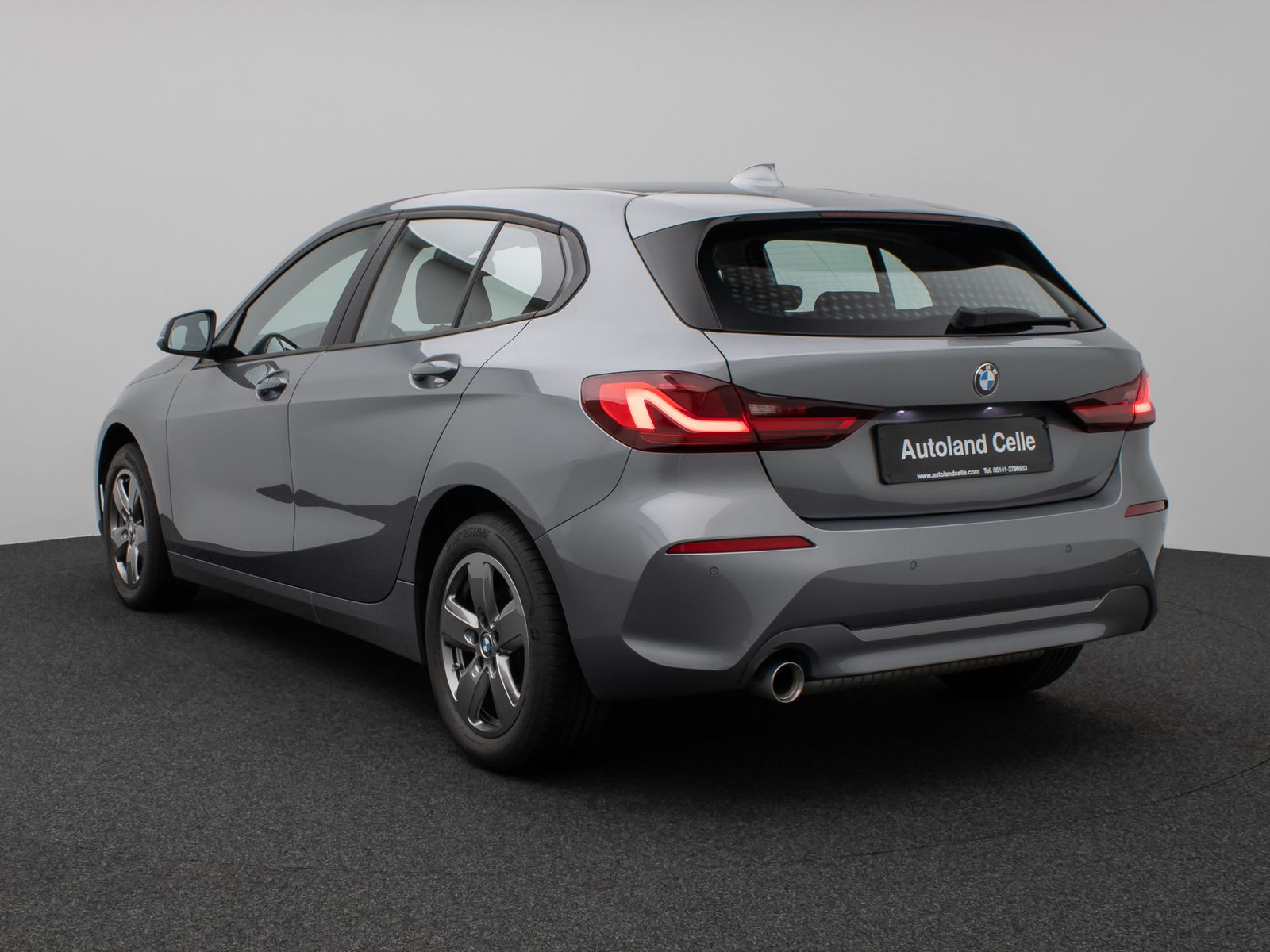 Fahrzeugabbildung BMW 118i DAB CockPitPr PDC Alarm Geschwindigkeitsreg