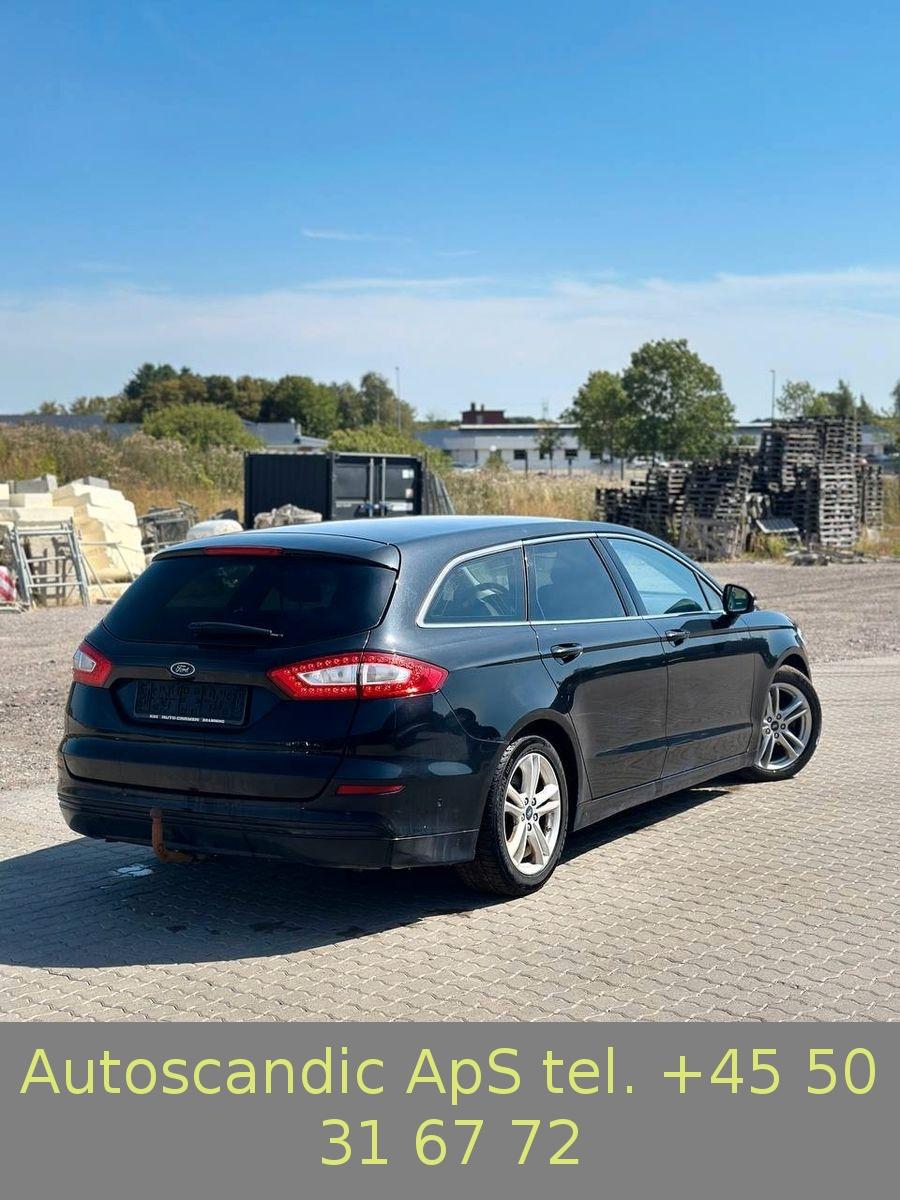 Ford Mondeo 2015 — photo 14