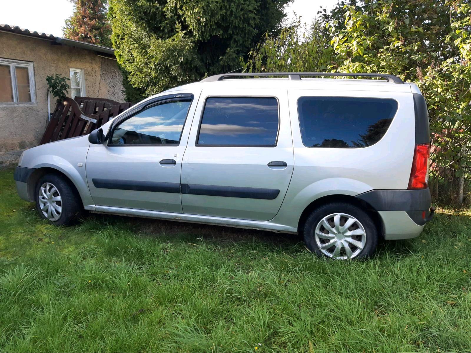 Dacia Logan 2008 — rear view