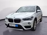 BMW X1 xDrive18d Sport Line Klimaaut. Sportsitze AHK - BMW X1 mit Diesel-Antrieb: Geländewagen