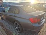 BMW 330d M Sport LEDER NAVI HUD BI-XENON - BMW 3er Reihe Gebrauchtwagen in Bremen