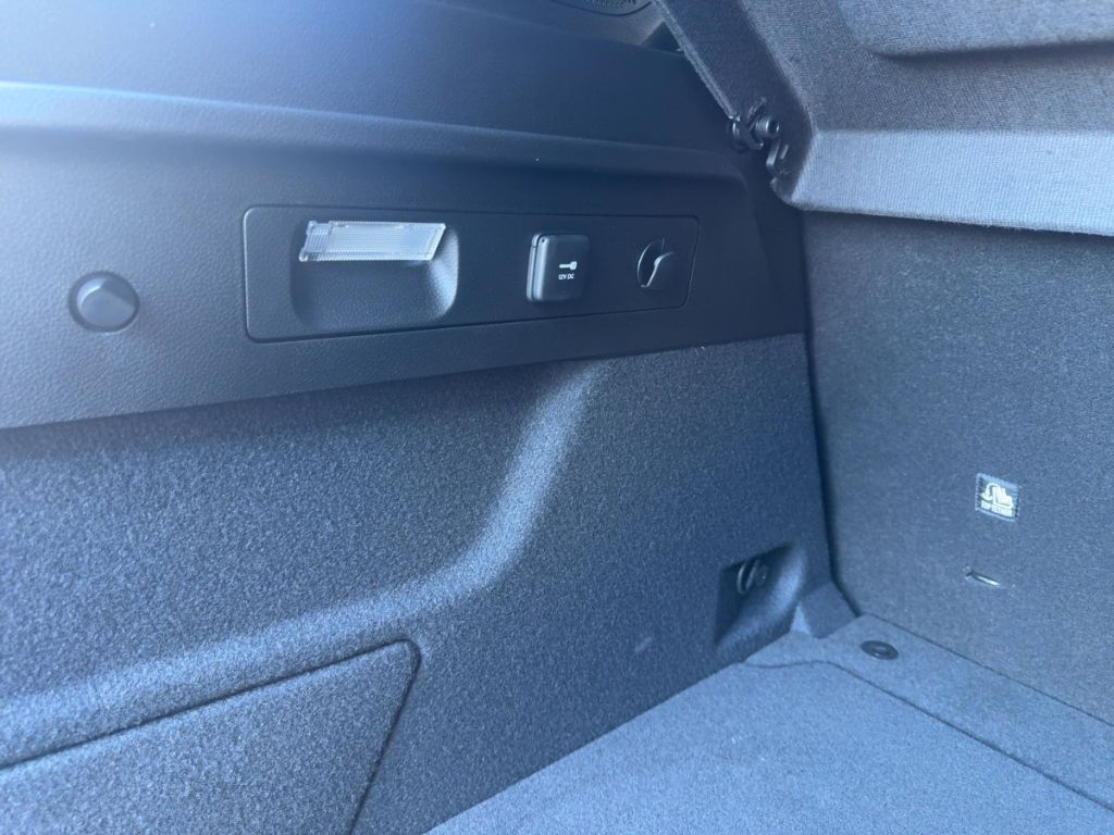 Fahrzeugabbildung Alfa Romeo Tonale Ibrida Sport Speciale Matrix Elektr. Heck