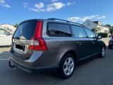 Volvo V70 Kombi Kinetic Automatik - Volvo V70: Kinetic