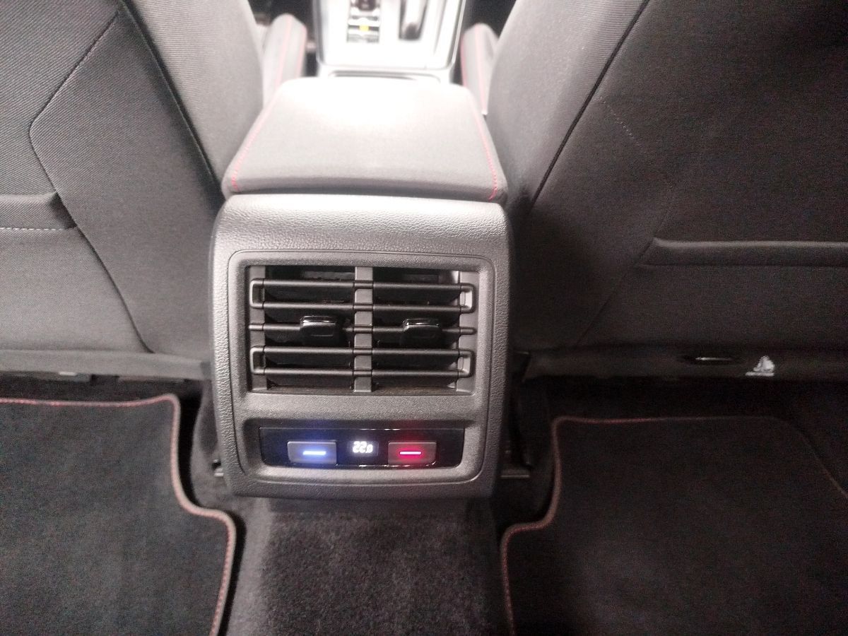 Volkswagen Golf - Bild 17
