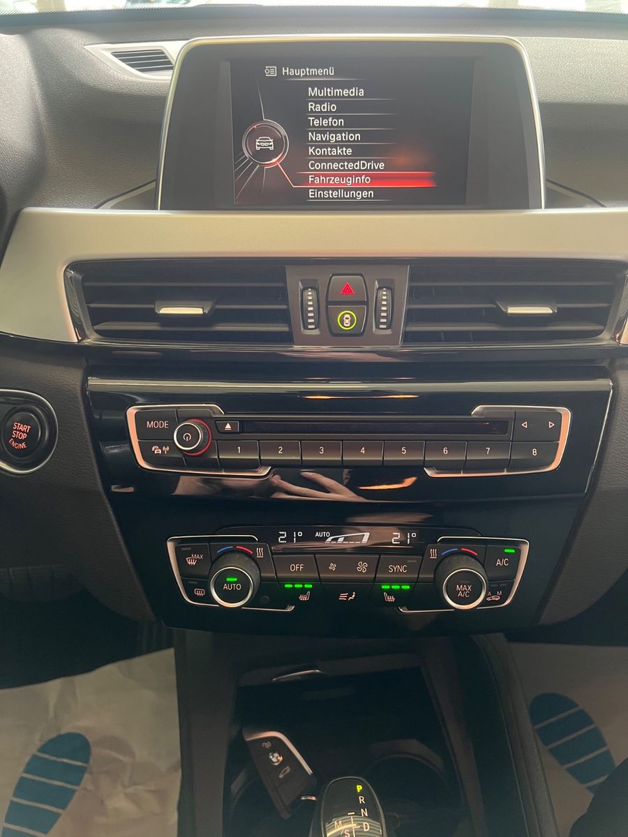 Fahrzeugabbildung BMW X1 sDrive 18 d Advantage *LED*NAVI*SITZHEIZUNG*