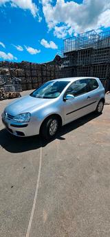 Volkswagen VW Golf 5 1,4l 16V TÜV neu  Sehr gepflegt - Volkswagen Golf aus 2005: Golf5