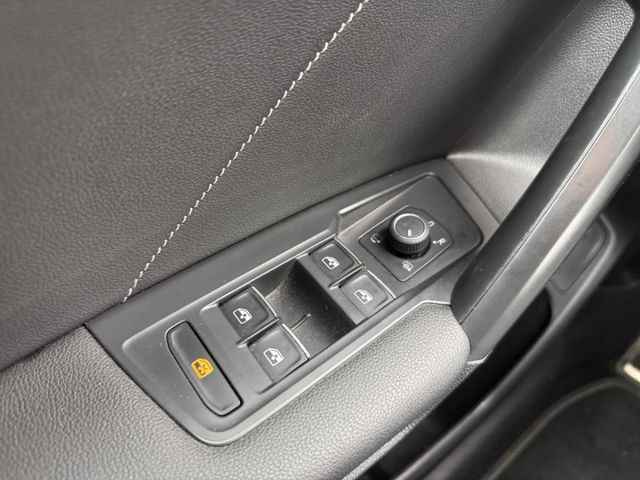Tiguan Allspace R-Line 2.0 TSI 4Motion Pano Navi