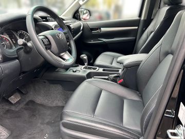 Toyota Hilux - 12