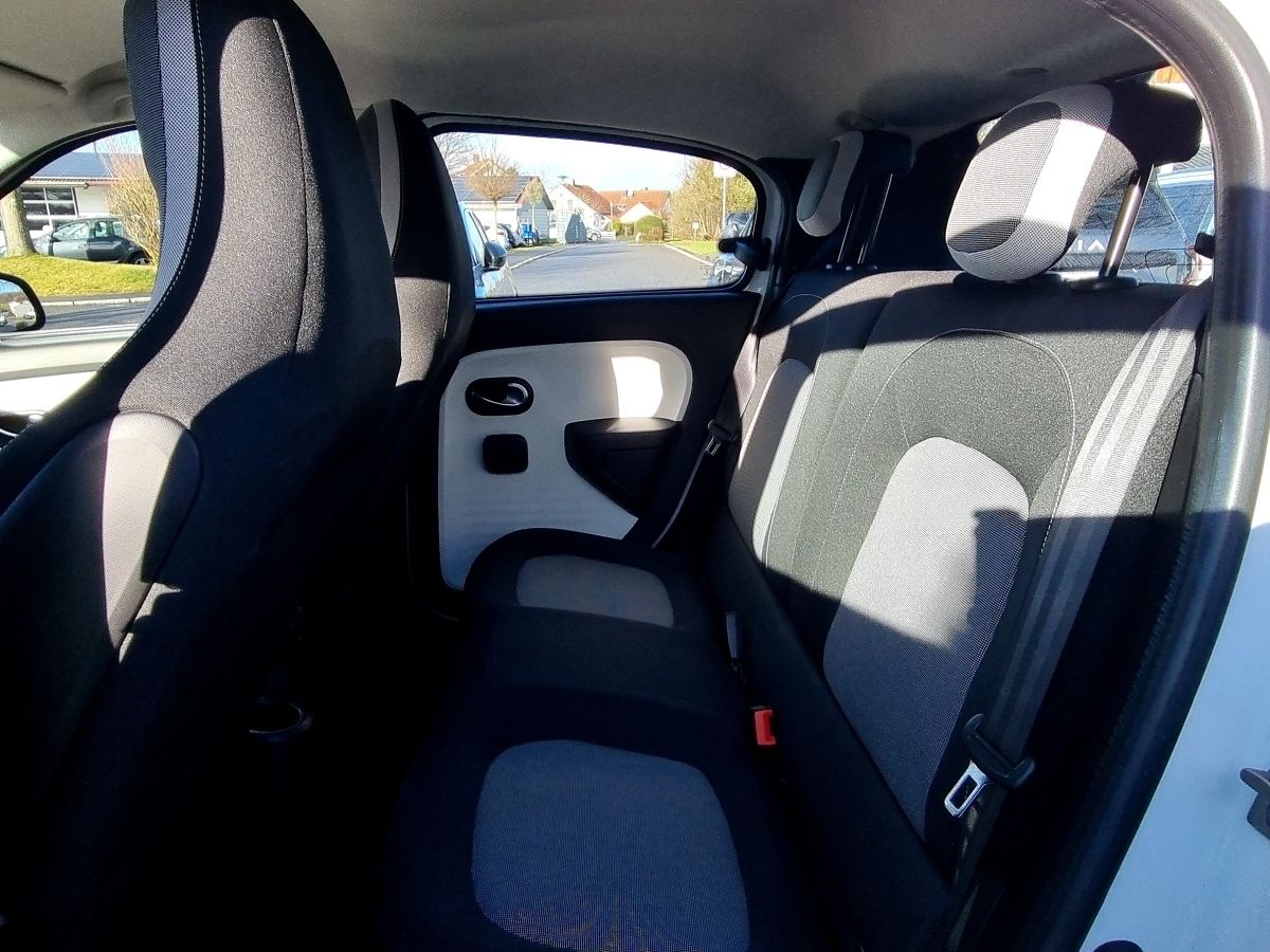 Fahrzeugabbildung Renault Twingo LIMITED 2018 TCe 90