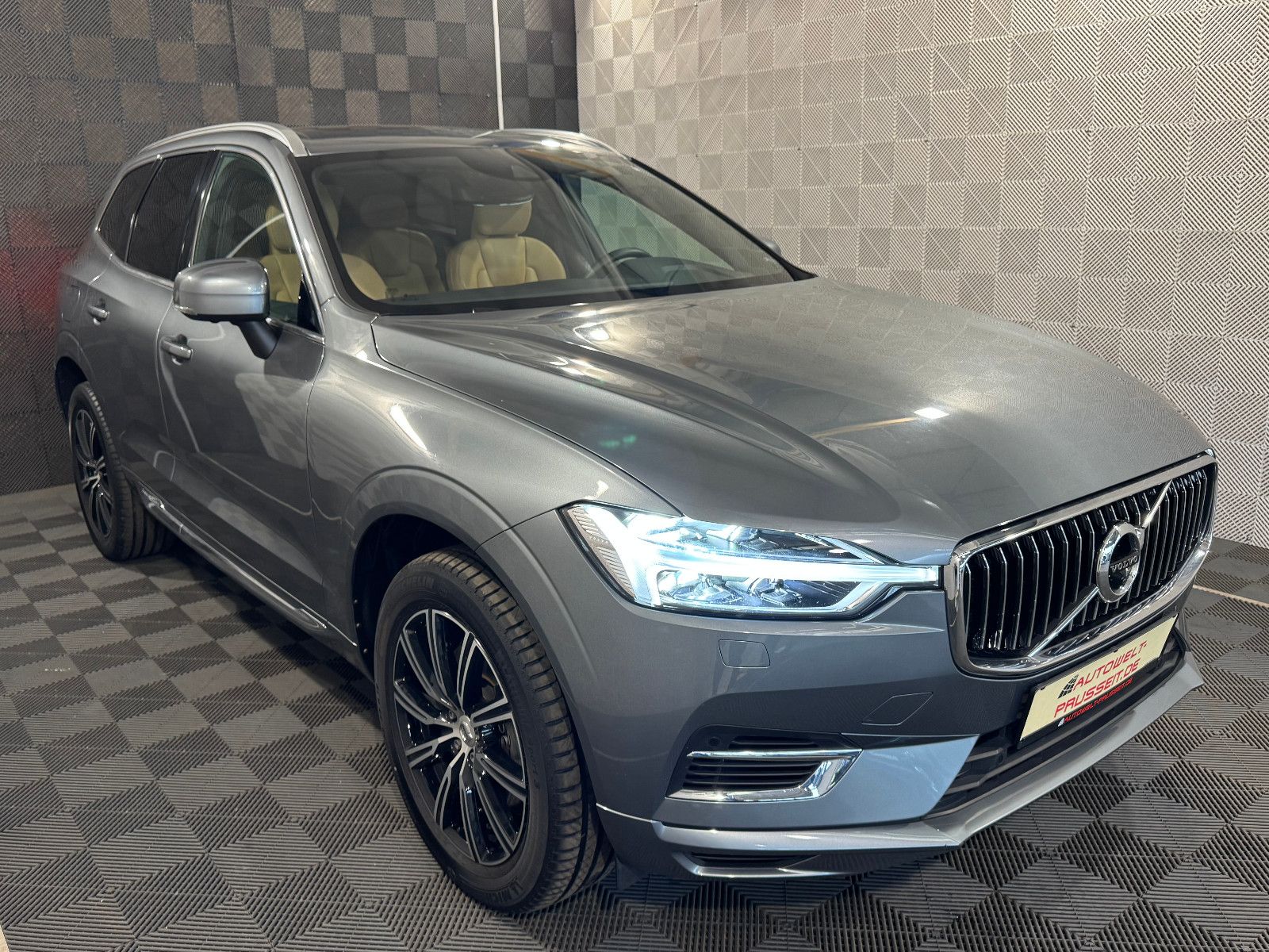 Gebrauchtwagen Volvo XC60 XC 60 Plug-In AWD*360°KAM*MEMORY-LEDER-ST.HZ-19" in Horb am Neckar