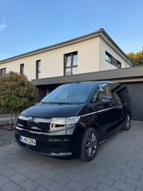Volkswagen T7 Multivan 2,0 TDI SCR DSG Style/ Panorama - VW T7 von privat