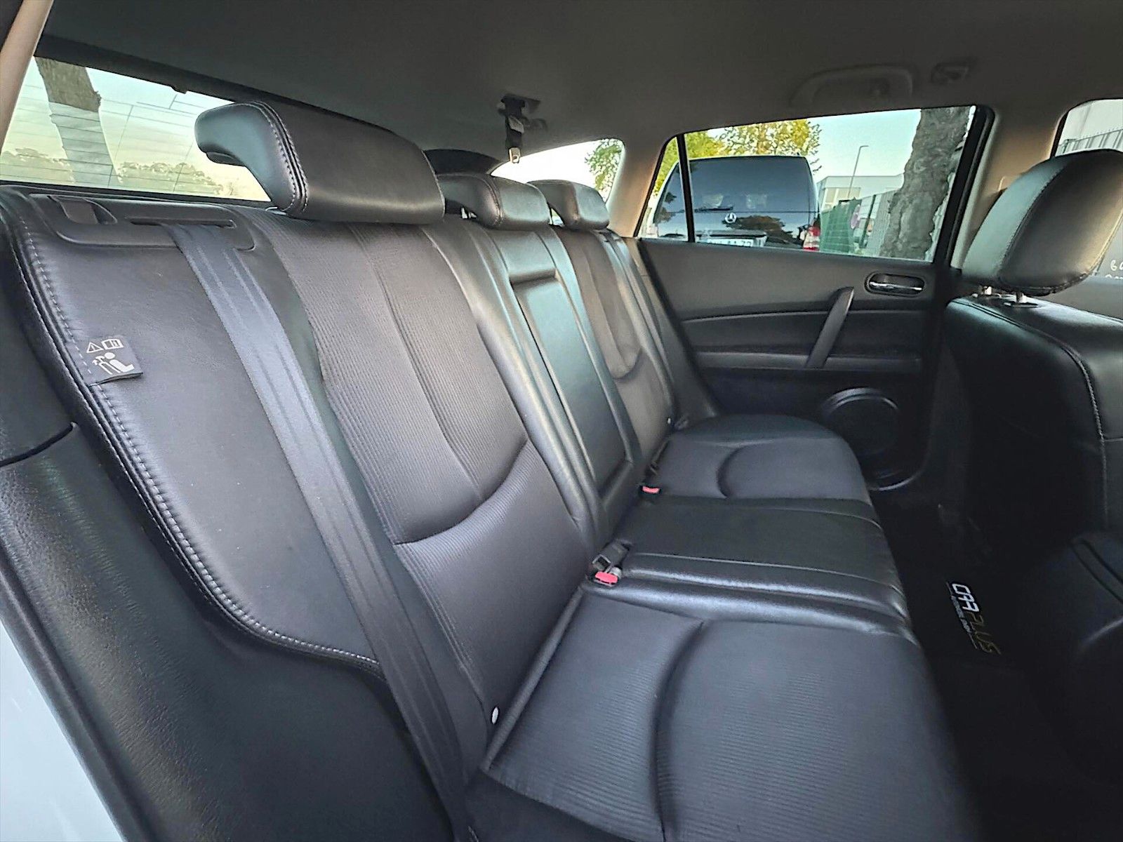 Fahrzeugabbildung Mazda 6 Kombi 2.0  Sports-Line *Bi-Xenon*BOSE*Keyless*