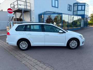 Volkswagen Golf - 4