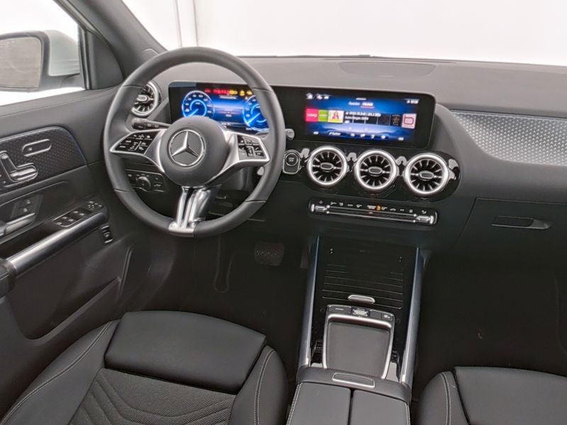 Fahrzeugabbildung Mercedes-Benz EQA 250+ BONUS+PROGR.+MEMORY+VERKZ.ASS+LHZG+CARP