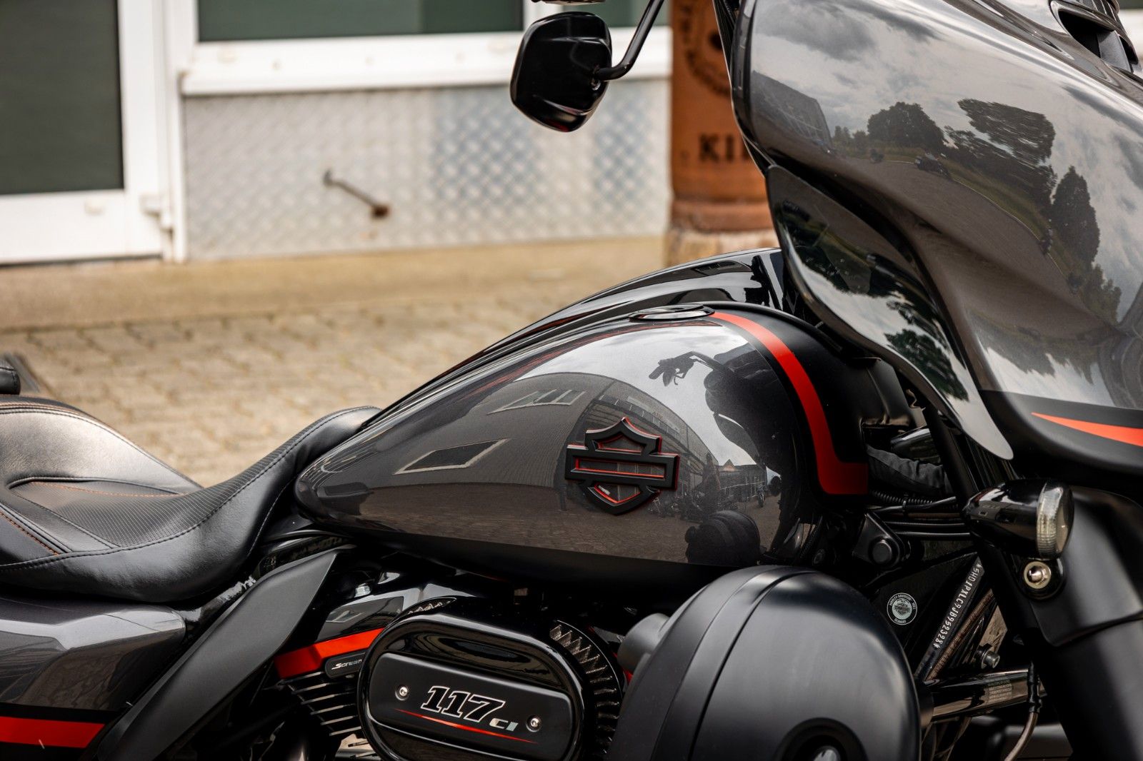 Fahrzeugabbildung Harley-Davidson CVO STREET GLIDE 117 FLHXSE - KESSTECH