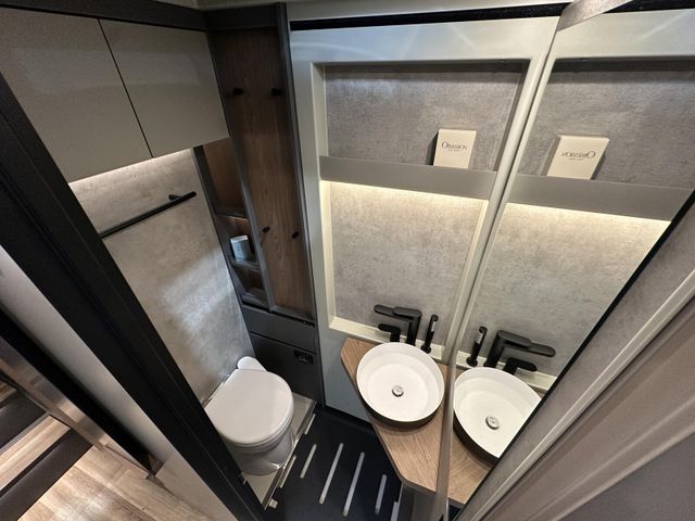 Niesmann + Bischoff Arto 78 